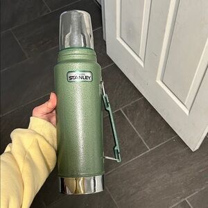 Stanley Classic Green Vacuum Bottle